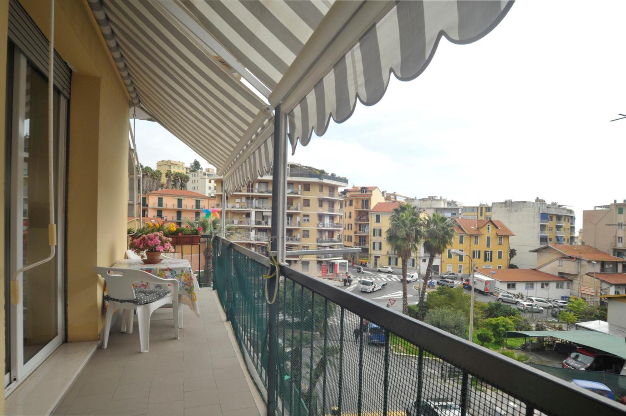 Casa Carina Centro Citta Con Garage Privato Apartman San Remo Kültér fotó